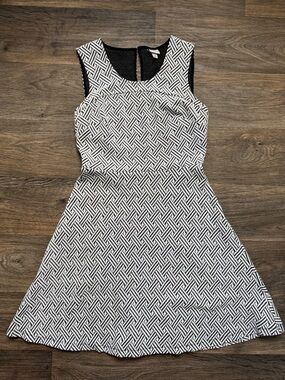 Merona Black and White Geometric Midi Dress